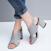 Senhoras de couro reais sapatos de salto médio sandália made in china